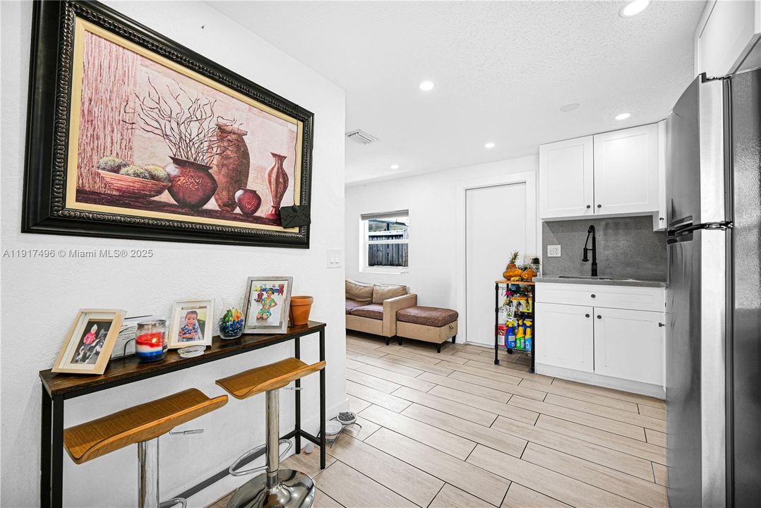 В аренду: $2,600 (3 спален, 1 ванн, 1100 Квадратных фут)