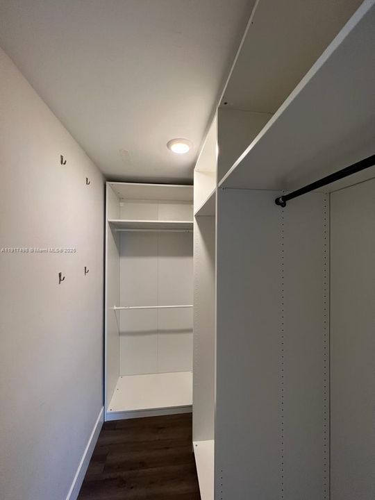 For Rent: $3,700 (2 beds, 2 baths, 1586 Square Feet)