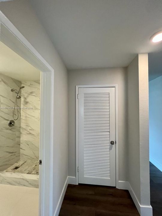 For Rent: $3,700 (2 beds, 2 baths, 1586 Square Feet)