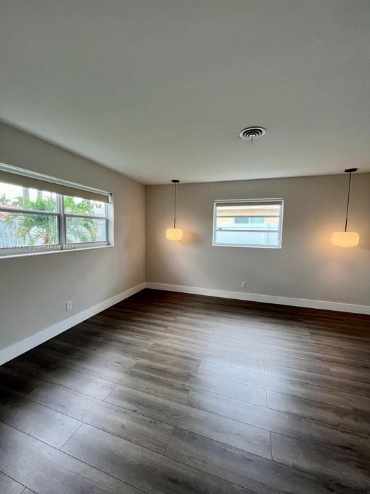 For Rent: $3,700 (2 beds, 2 baths, 1586 Square Feet)