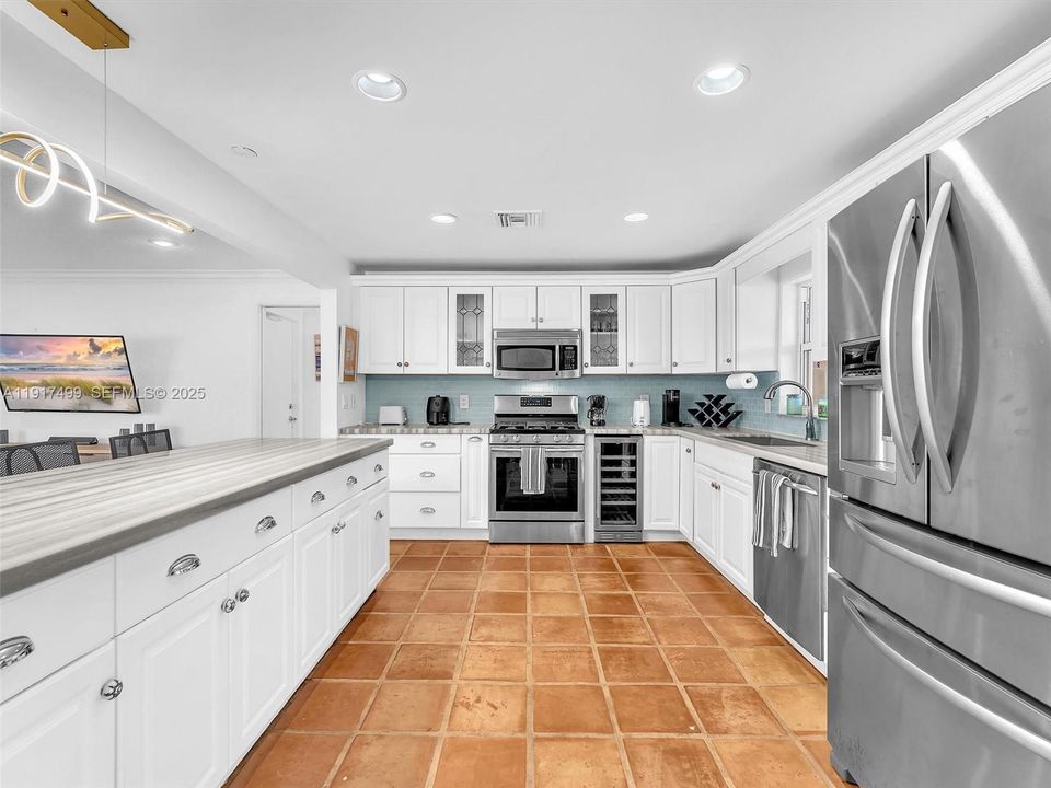 待售: $970,000 (3 贝兹, 2 浴室, 1457 平方英尺)