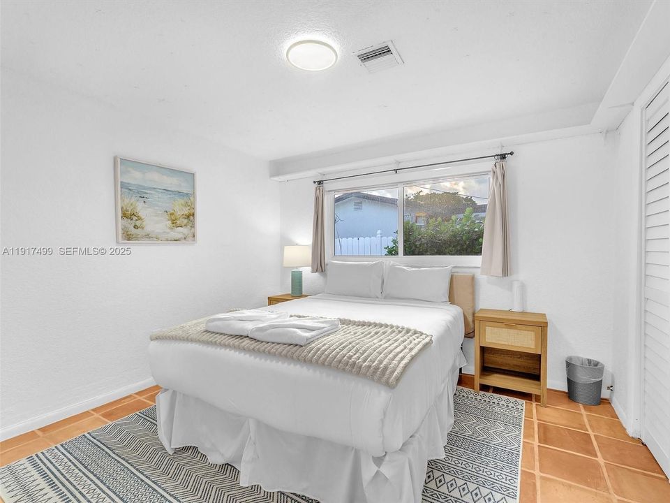 待售: $970,000 (3 贝兹, 2 浴室, 1457 平方英尺)