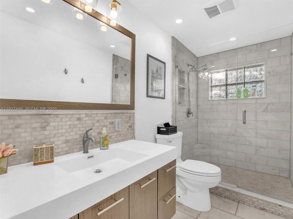 待售: $970,000 (3 贝兹, 2 浴室, 1457 平方英尺)