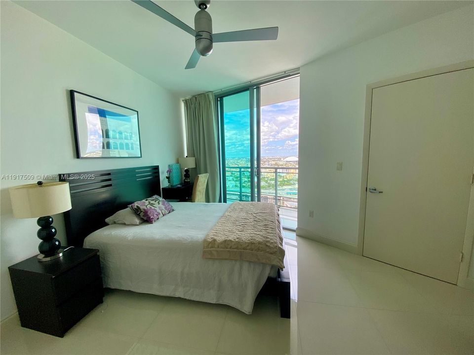 En Renta: $3,650 (2 camas, 2 baños, 920 Pies cuadrados)