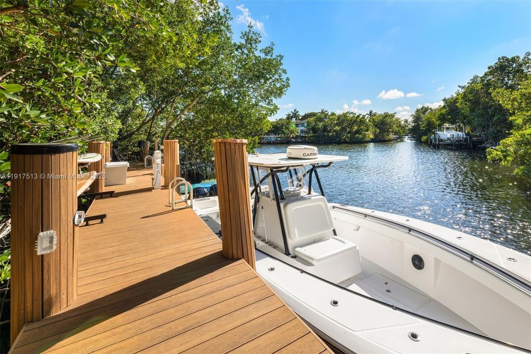 待售: $16,495,000 (6 贝兹, 6 浴室, 6978 平方英尺)