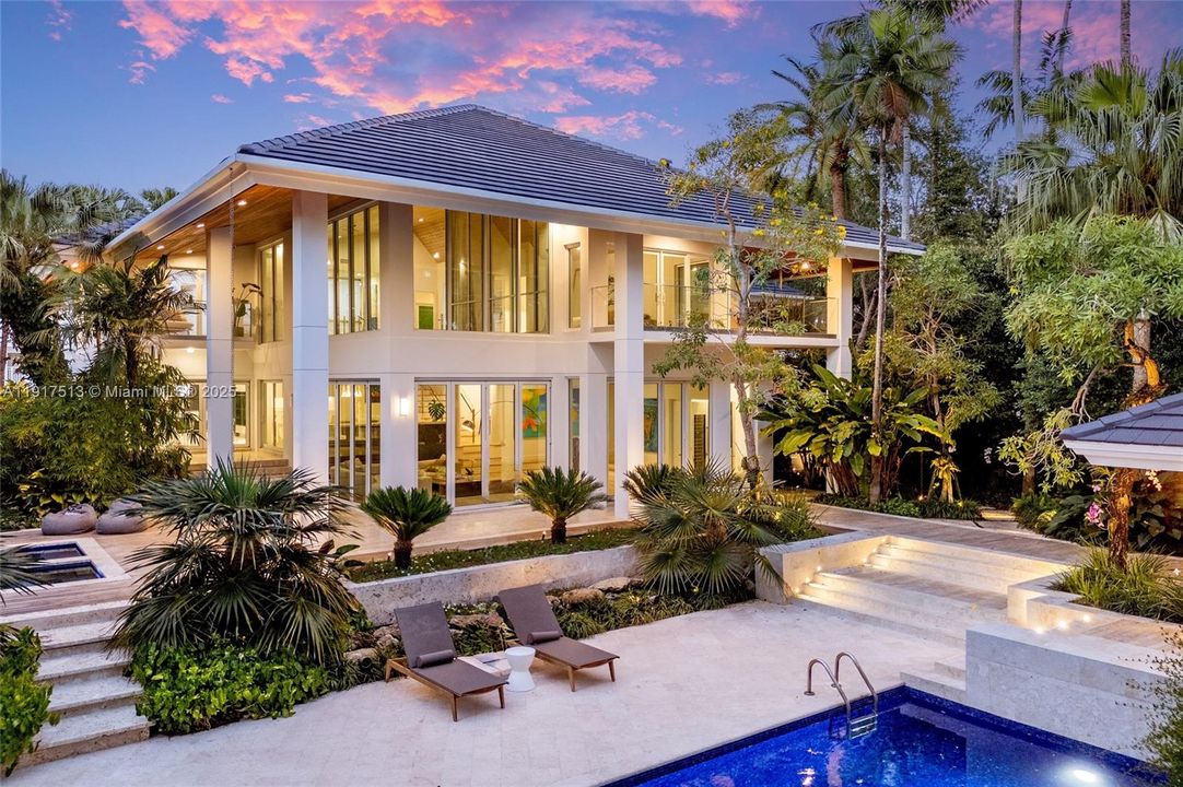 待售: $16,495,000 (6 贝兹, 6 浴室, 6978 平方英尺)