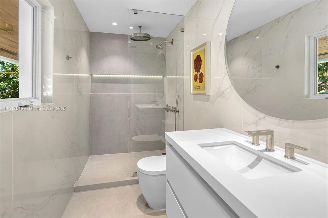 待售: $16,495,000 (6 贝兹, 6 浴室, 6978 平方英尺)