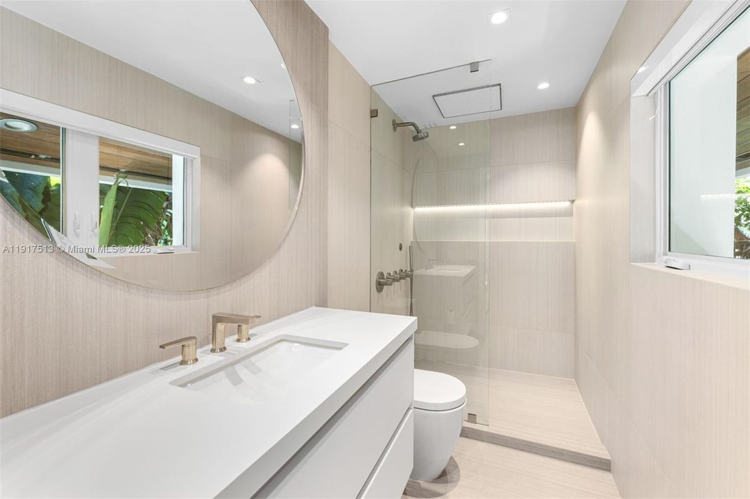 待售: $16,495,000 (6 贝兹, 6 浴室, 6978 平方英尺)