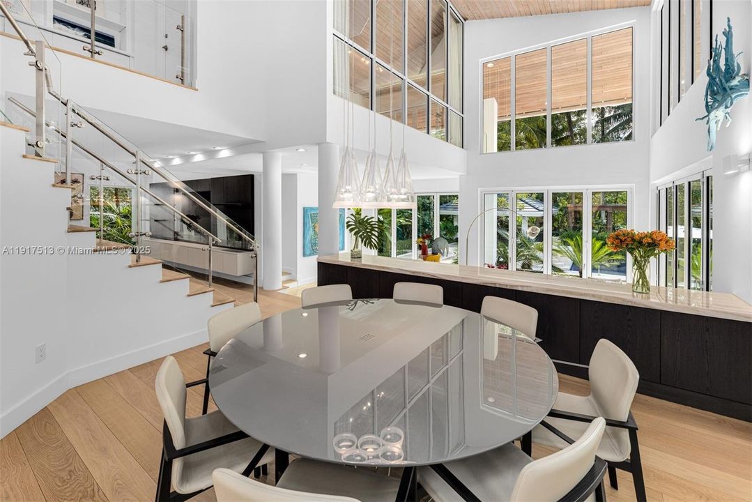 待售: $16,495,000 (6 贝兹, 6 浴室, 6978 平方英尺)