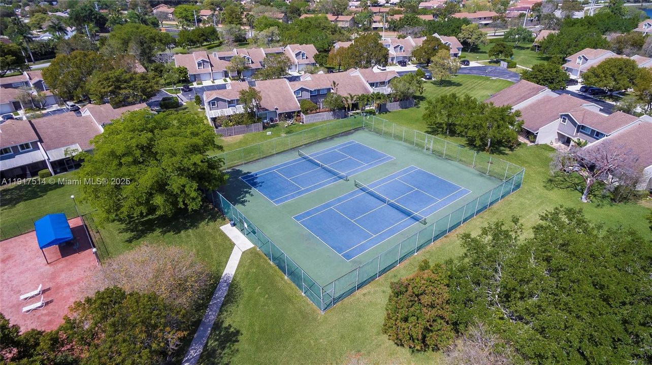 For Rent: $3,350 (3 beds, 2 baths, 1340 Square Feet)