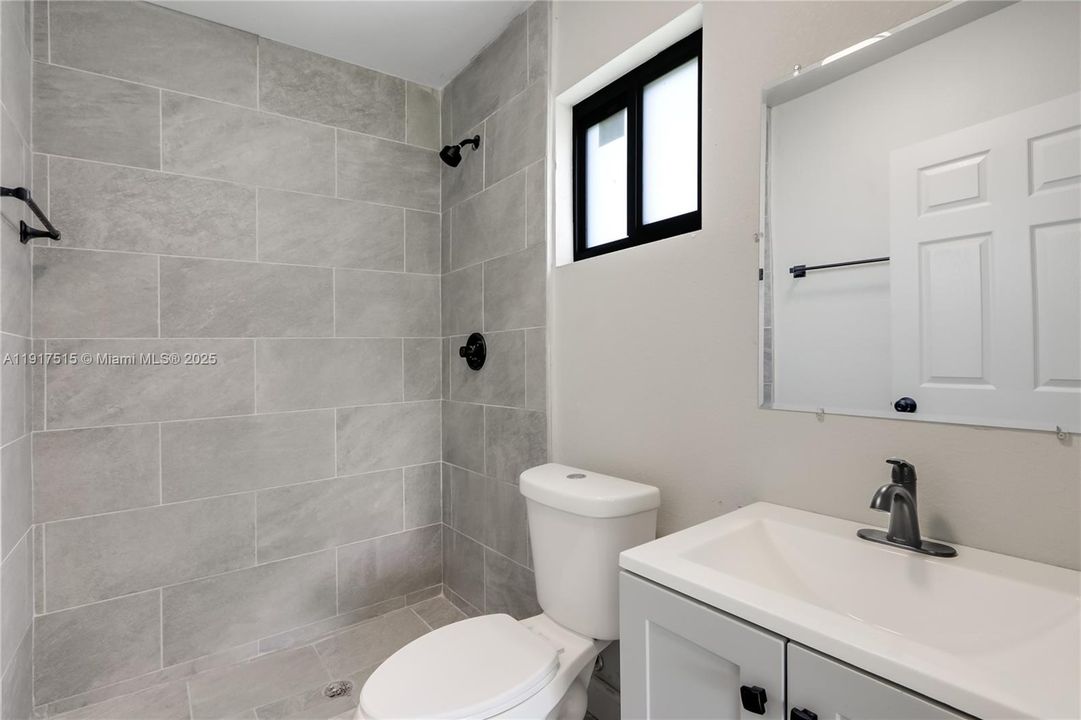 For Rent: $4,000 (4 beds, 2 baths, 1530 Square Feet)