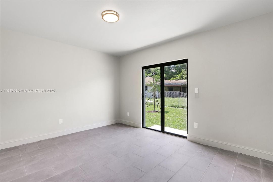 For Rent: $4,000 (4 beds, 2 baths, 1530 Square Feet)