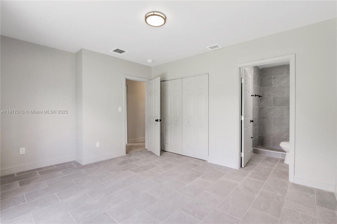 For Rent: $4,000 (4 beds, 2 baths, 1530 Square Feet)