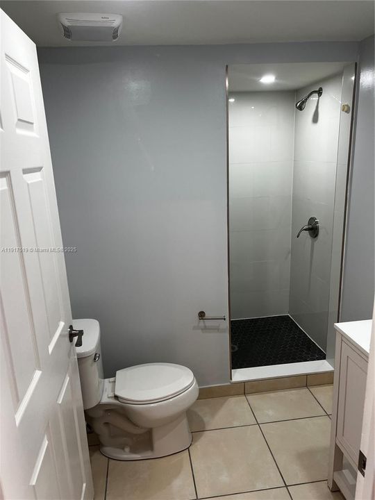 待售: $370,000 (3 贝兹, 2 浴室, 1650 平方英尺)