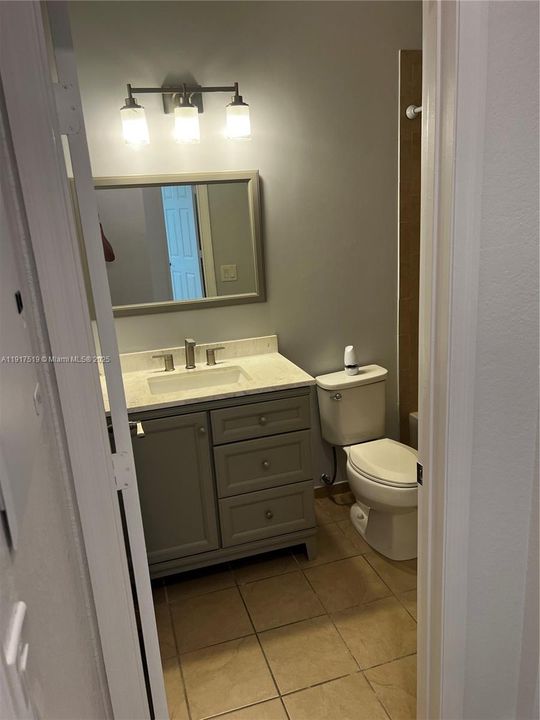 待售: $370,000 (3 贝兹, 2 浴室, 1650 平方英尺)