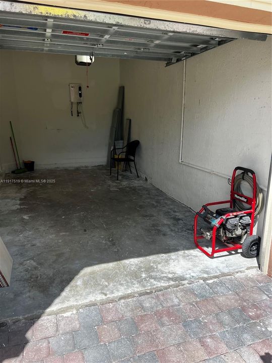 待售: $370,000 (3 贝兹, 2 浴室, 1650 平方英尺)