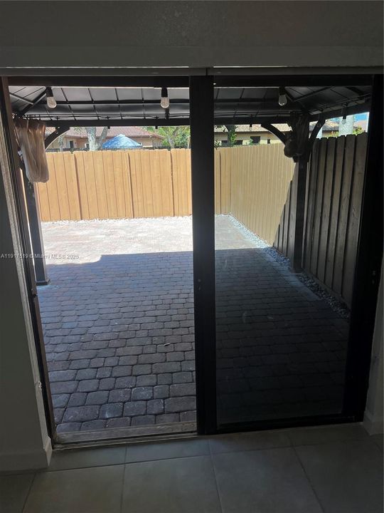 待售: $370,000 (3 贝兹, 2 浴室, 1650 平方英尺)