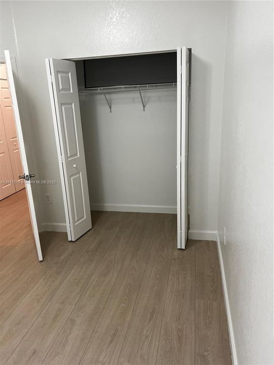 待售: $370,000 (3 贝兹, 2 浴室, 1650 平方英尺)