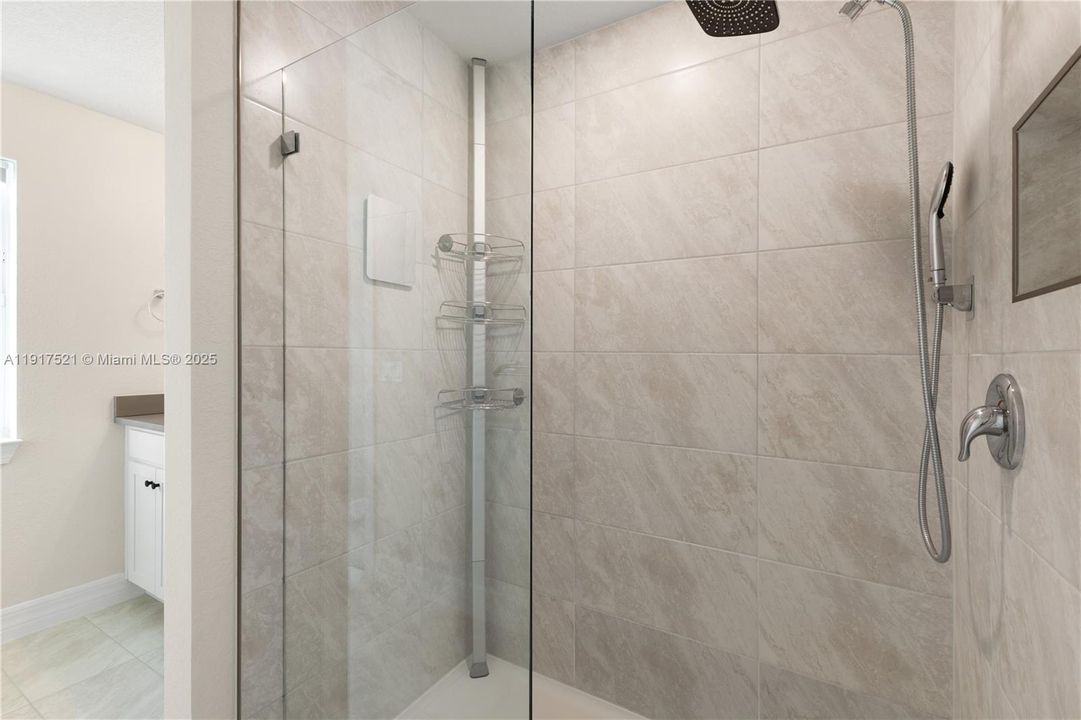 Beautiful main bedroom