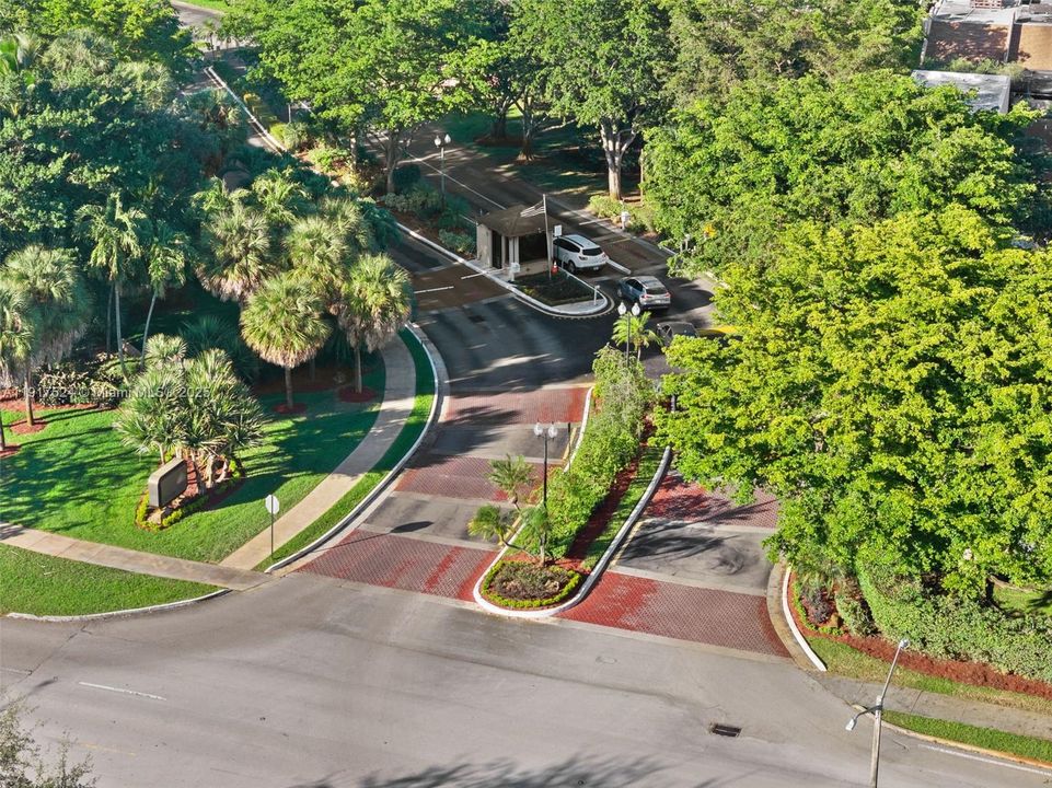 For Rent: $3,250 (3 beds, 2 baths, 1360 Square Feet)