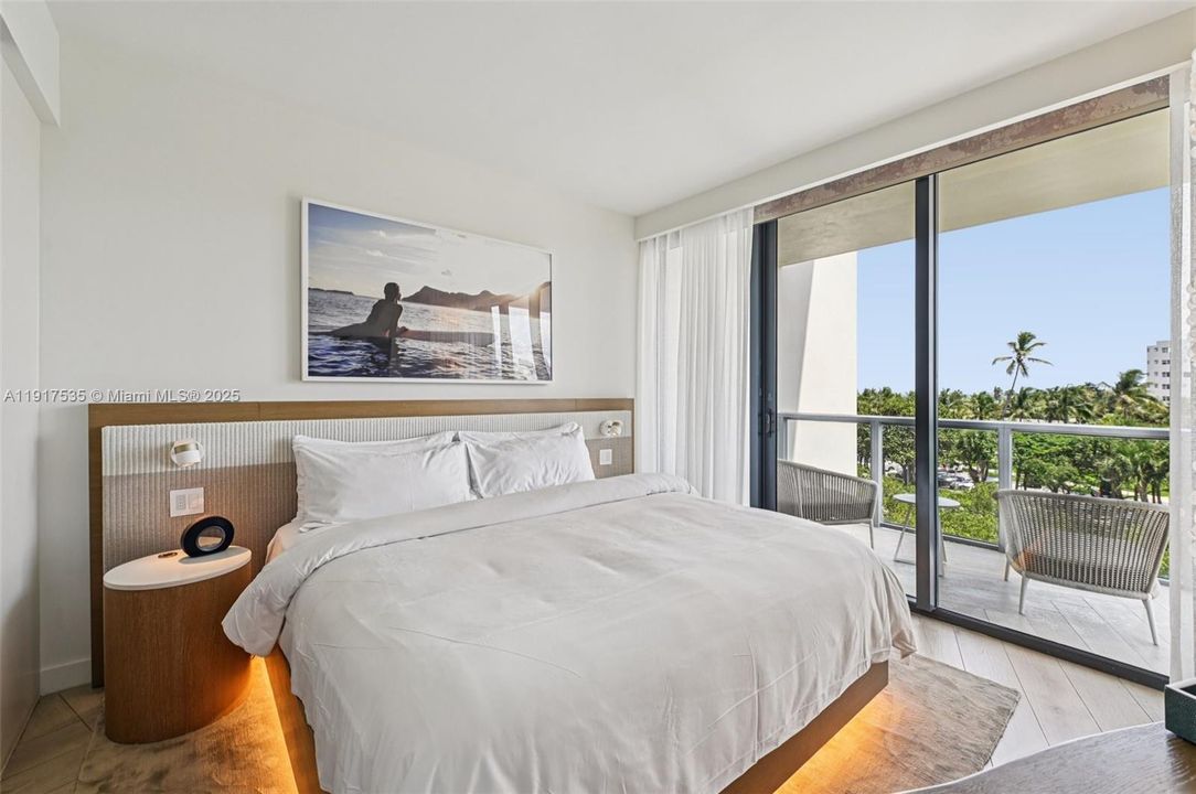 For Sale: $1,650,000 (1 beds, 1 baths, 850 Square Feet)