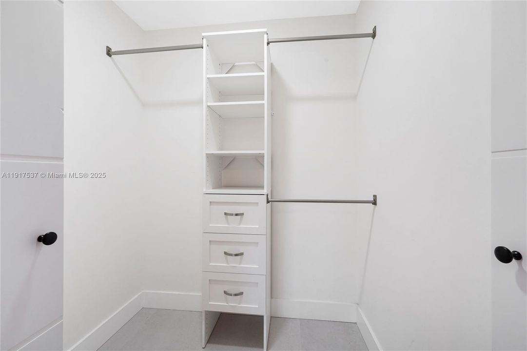 待售: $659,900 (4 贝兹, 3 浴室, 2513 平方英尺)