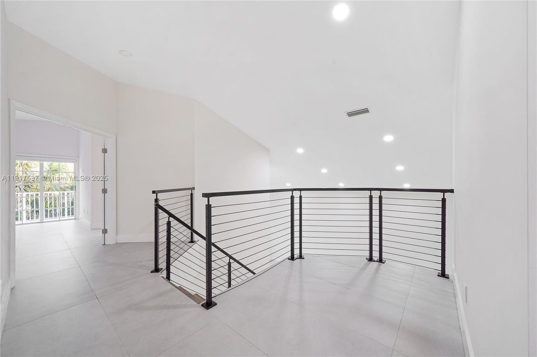 待售: $659,900 (4 贝兹, 3 浴室, 2513 平方英尺)