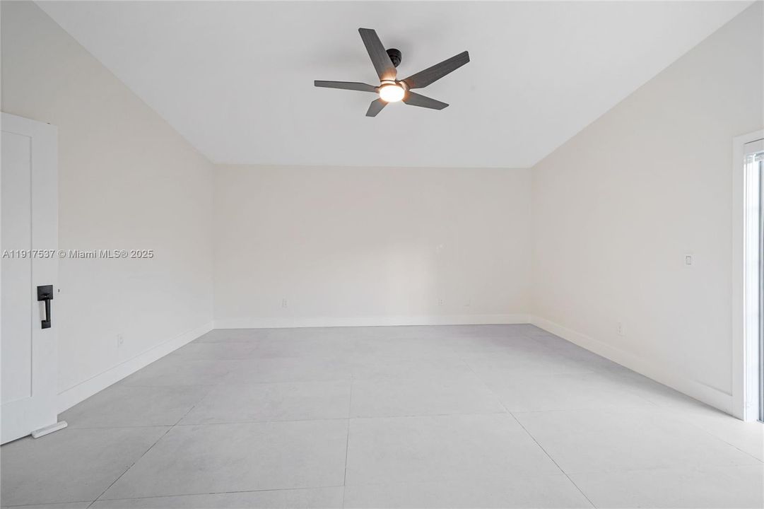 待售: $659,900 (4 贝兹, 3 浴室, 2513 平方英尺)