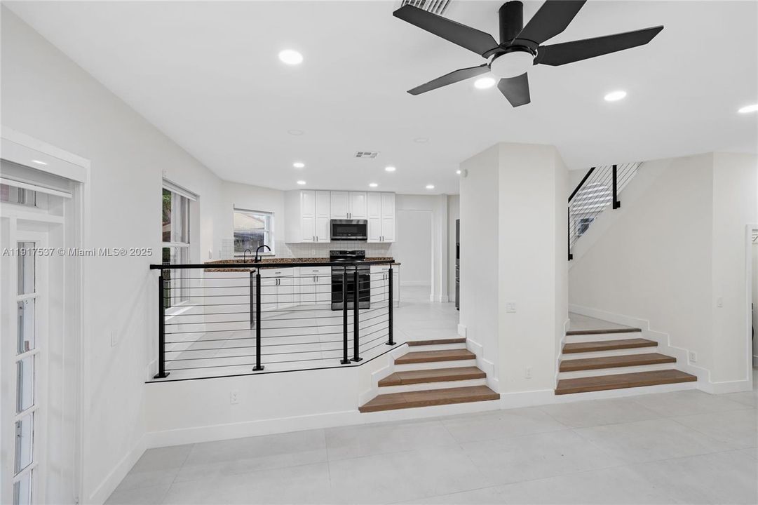 待售: $659,900 (4 贝兹, 3 浴室, 2513 平方英尺)