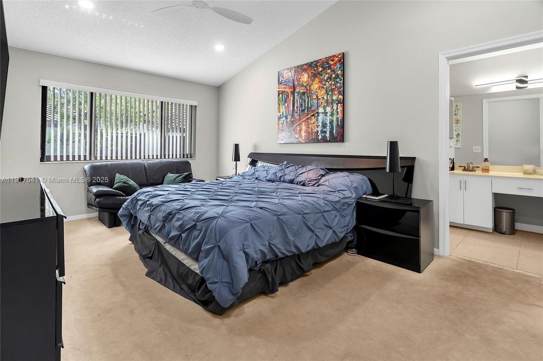 En Renta: $3,450 (3 camas, 2 baños, 1760 Pies cuadrados)