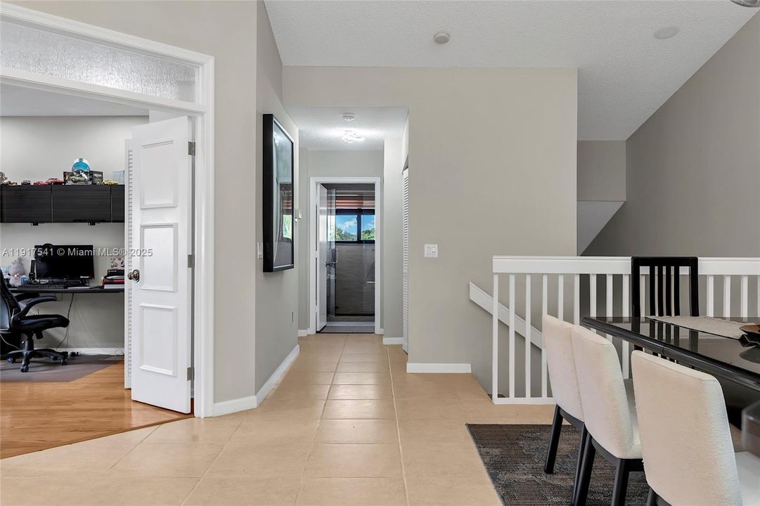 En Renta: $3,450 (3 camas, 2 baños, 1760 Pies cuadrados)