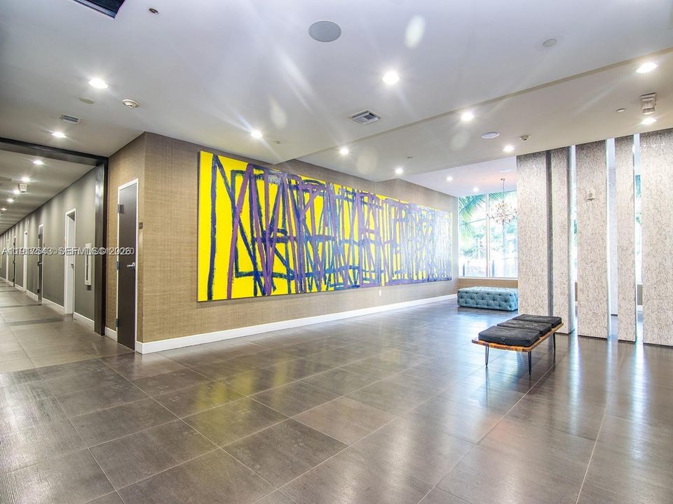 For Sale: $995,000 (2 beds, 2 baths, 1226 Square Feet)