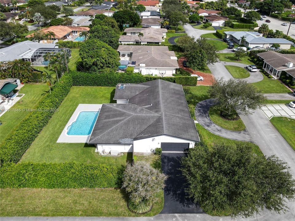 En Renta: $10,000 (4 camas, 2 baños, 2886 Pies cuadrados)