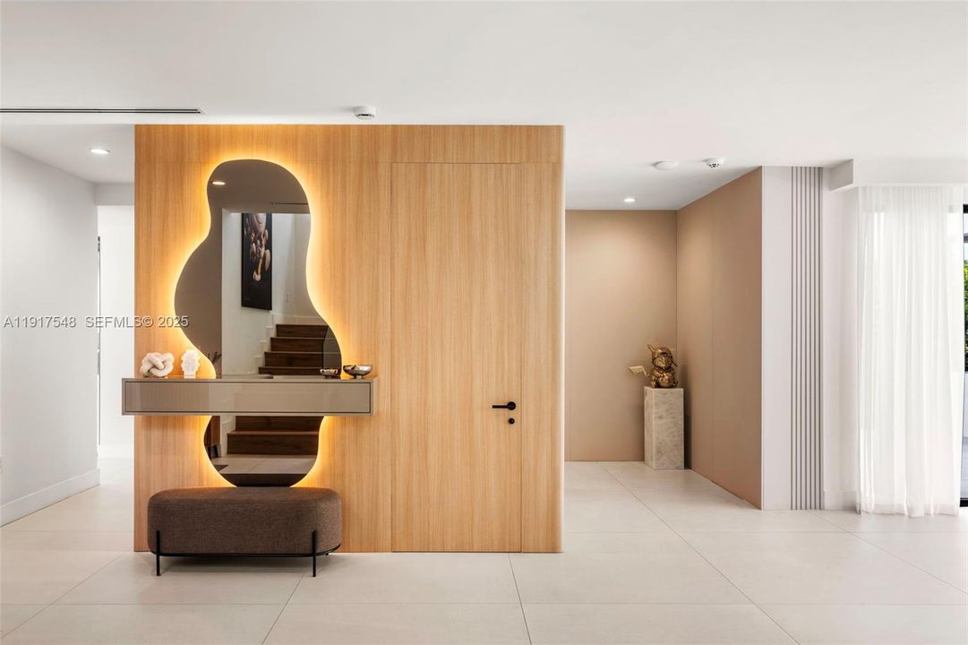 En Venta: $8,100,000 (5 camas, 5 baños, 4295 Pies cuadrados)