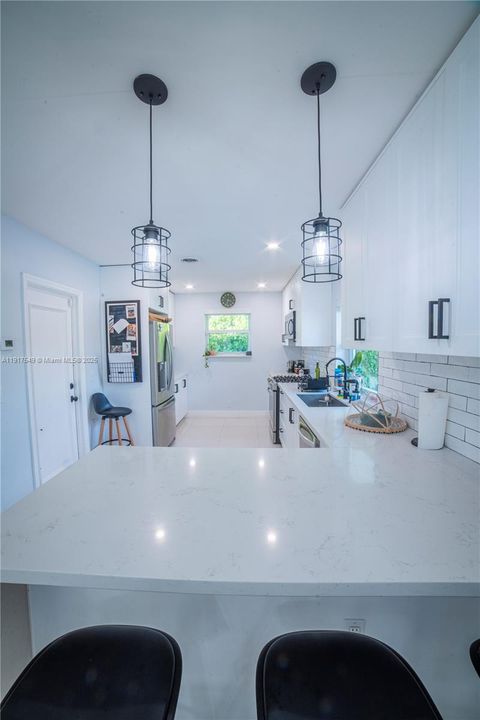 Active With Contract: $1,530,000 (3 beds, 2 baths, 1819 Square Feet)