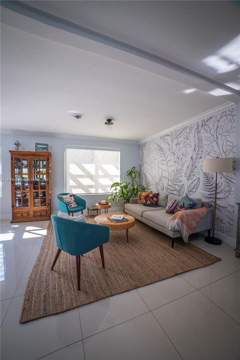 Active With Contract: $1,530,000 (3 beds, 2 baths, 1819 Square Feet)