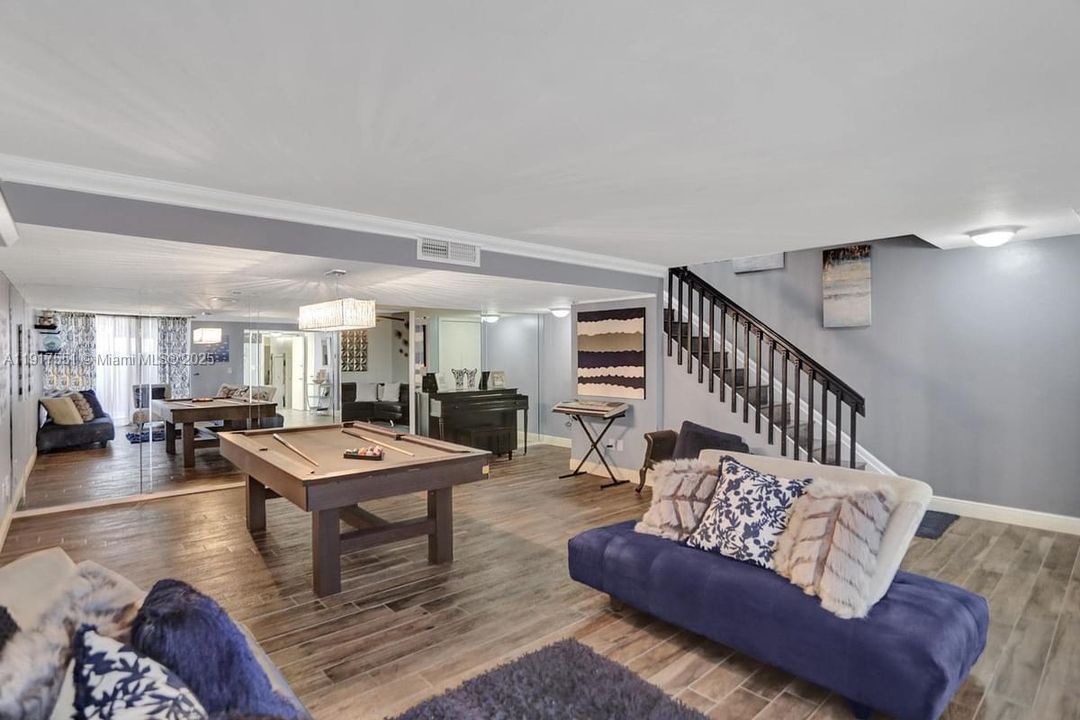 待售: $499,000 (3 贝兹, 2 浴室, 2070 平方英尺)