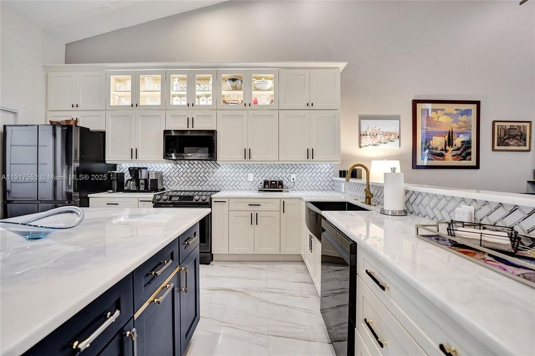 Active With Contract: $695,000 (3 beds, 3 baths, 1961 Square Feet)