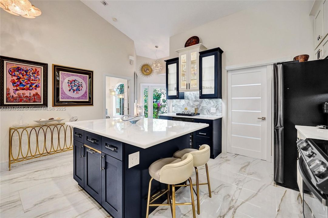 Active With Contract: $695,000 (3 beds, 3 baths, 1961 Square Feet)