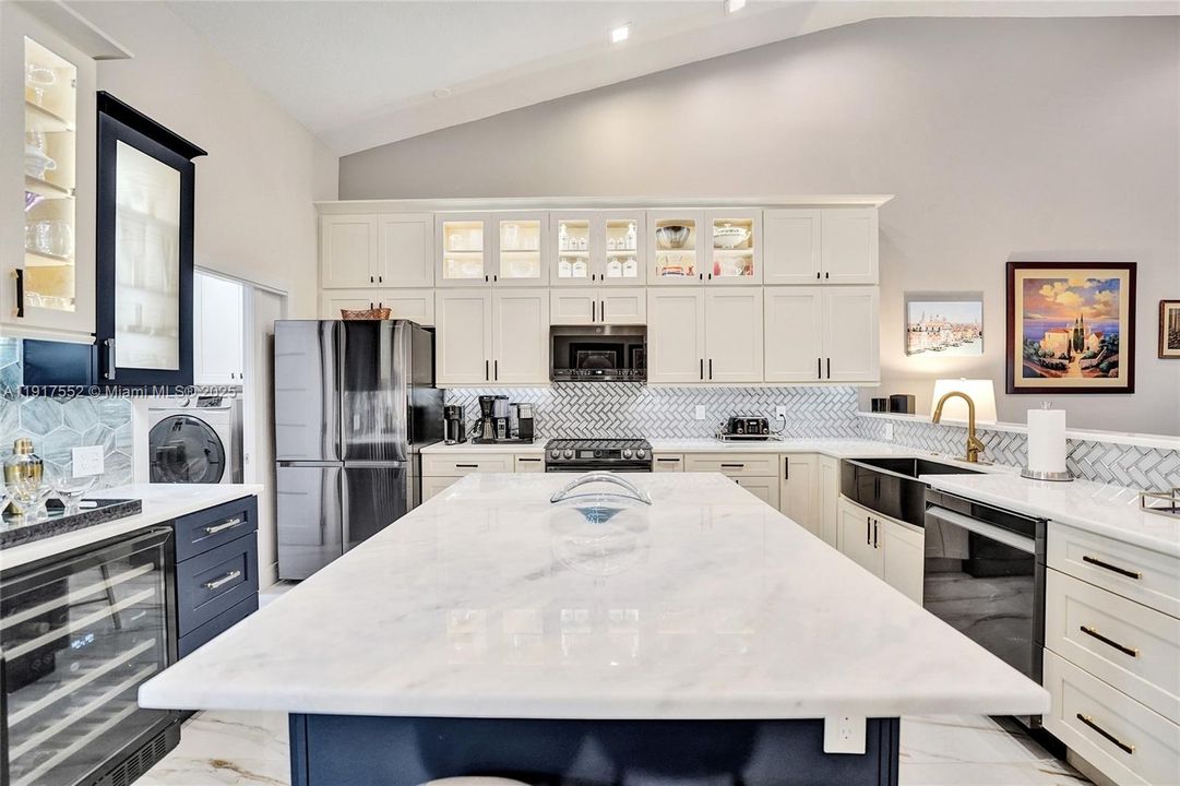 Active With Contract: $695,000 (3 beds, 3 baths, 1961 Square Feet)