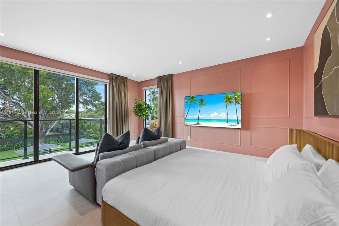 En Renta: $50,000 (9 camas, 9 baños, 5123 Pies cuadrados)