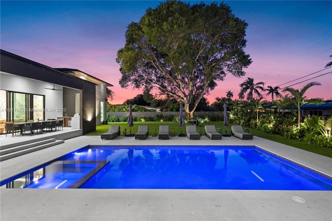 En Renta: $50,000 (9 camas, 9 baños, 5123 Pies cuadrados)