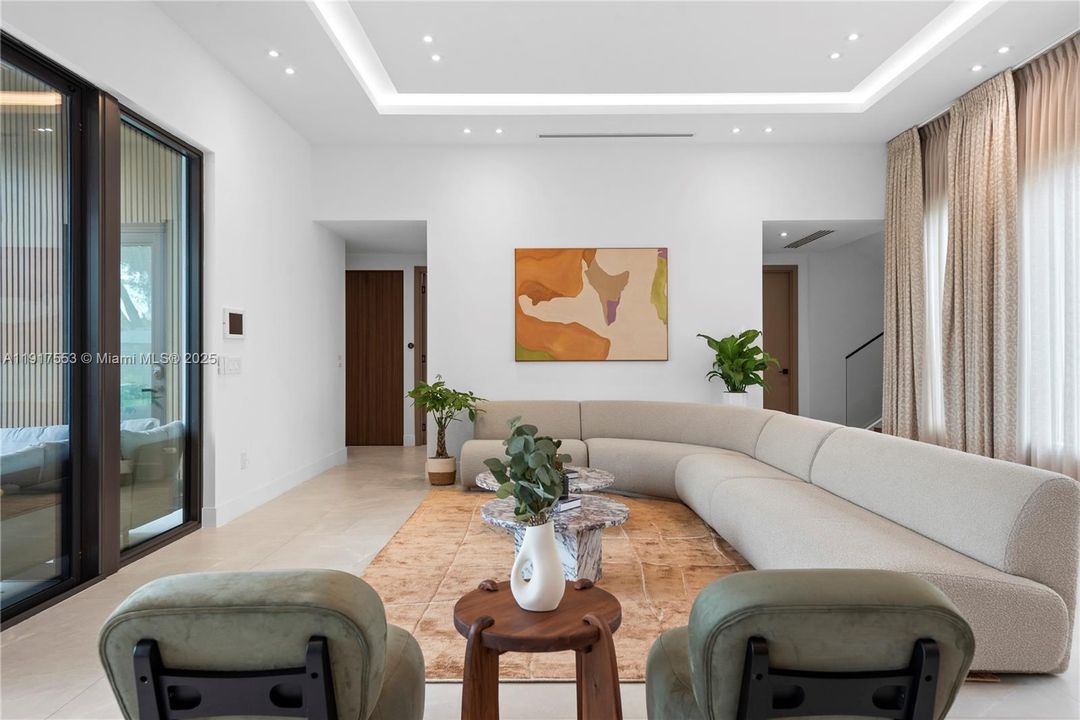 En Renta: $50,000 (9 camas, 9 baños, 5123 Pies cuadrados)