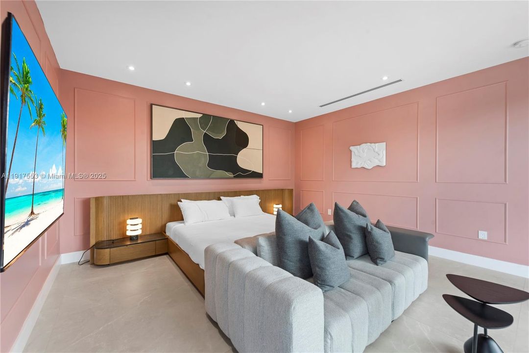 En Renta: $50,000 (9 camas, 9 baños, 5123 Pies cuadrados)