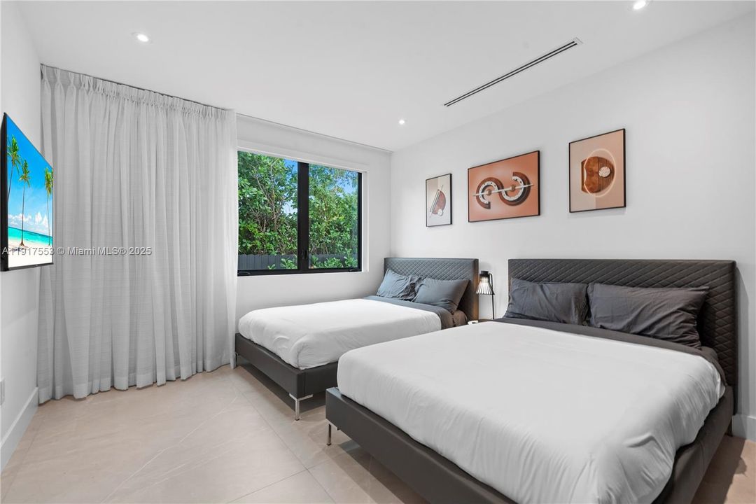 En Renta: $50,000 (9 camas, 9 baños, 5123 Pies cuadrados)