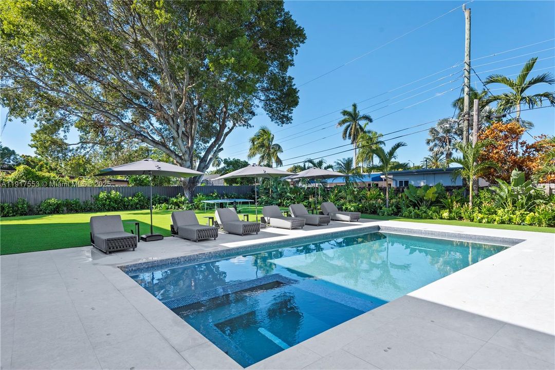 En Renta: $50,000 (9 camas, 9 baños, 5123 Pies cuadrados)