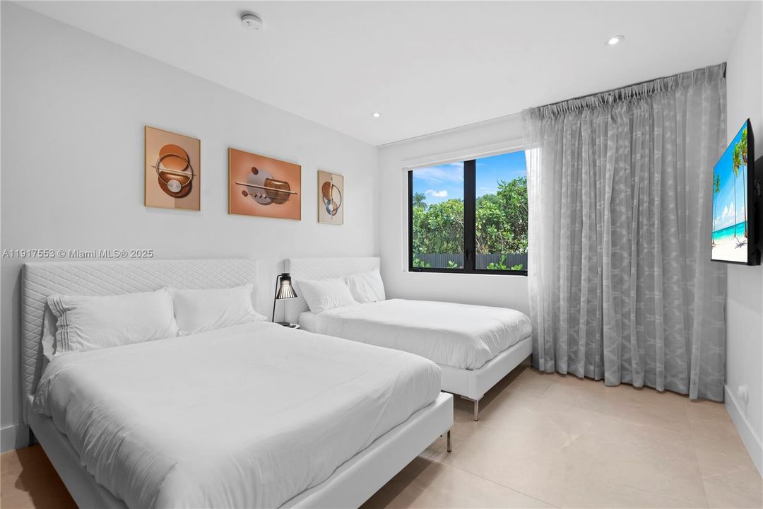 En Renta: $50,000 (9 camas, 9 baños, 5123 Pies cuadrados)