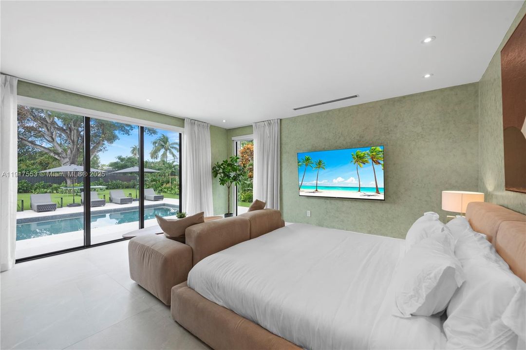 En Renta: $50,000 (9 camas, 9 baños, 5123 Pies cuadrados)