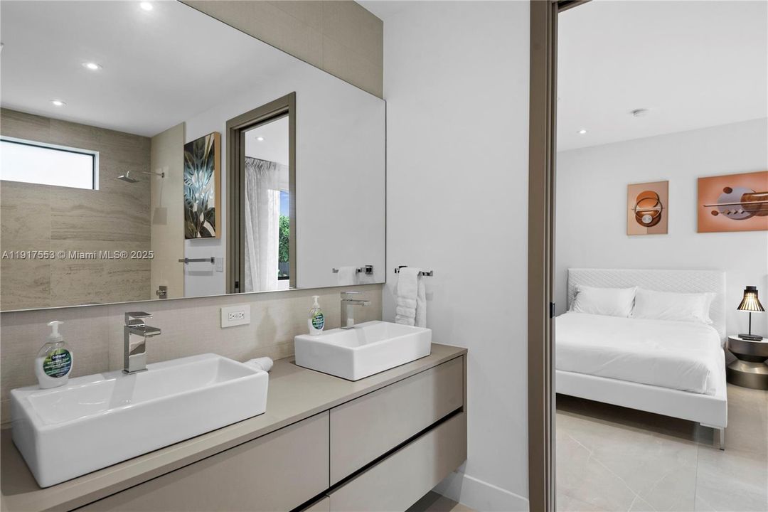 En Renta: $50,000 (9 camas, 9 baños, 5123 Pies cuadrados)