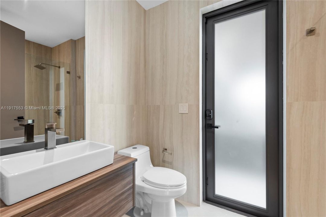 En Renta: $50,000 (9 camas, 9 baños, 5123 Pies cuadrados)